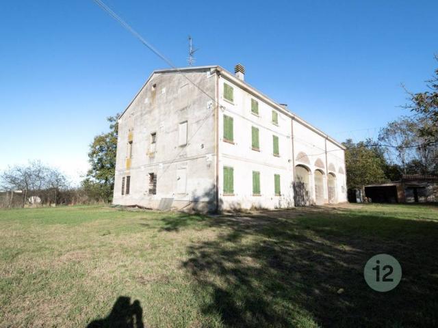 Rustico in vendita a Unione delle Terre d'Argine, Novi Di Modena