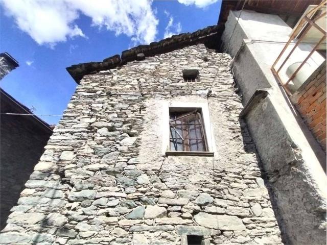 Rustico in vendita a Nus, Aosta