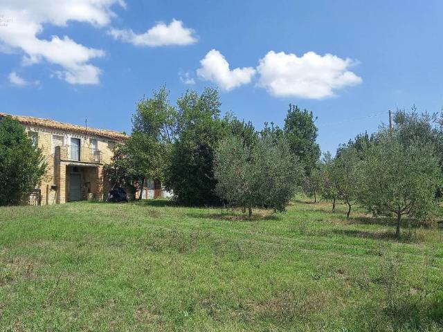 Rustico in vendita a Marche, Ascoli Piceno