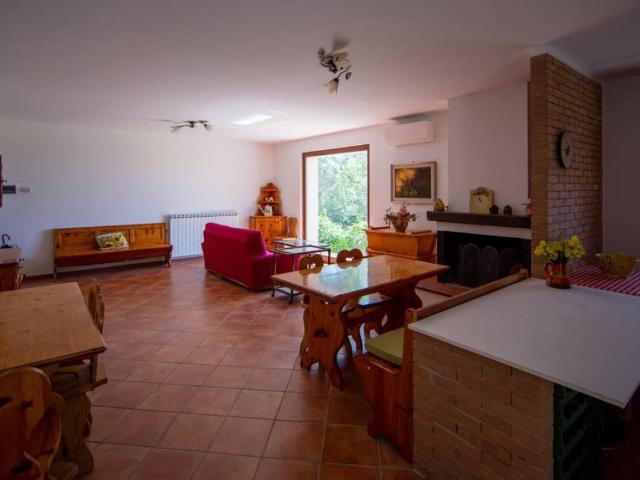 Rustico in vendita a Marche, Ascoli Piceno