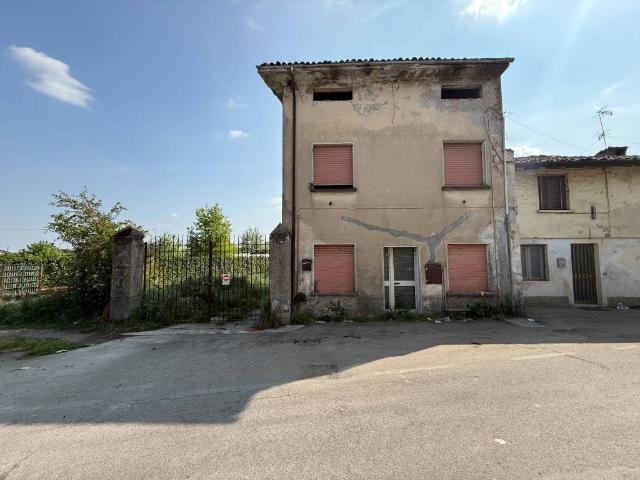 Rustico in vendita a Offlaga, Lombardia
