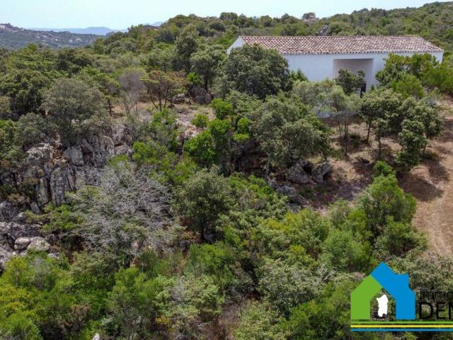 Rustico in vendita a San Pantaleo, Sardigna/Sardegna