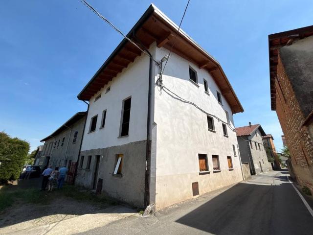 Rustico in vendita a Santo Stefano, Piemonte