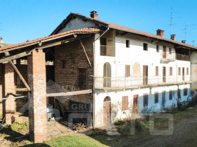 Rustico in vendita a Santo Stefano, Piemonte