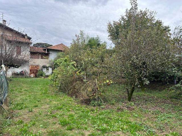 Rustico in vendita a Cascina del Pè, Faloppio