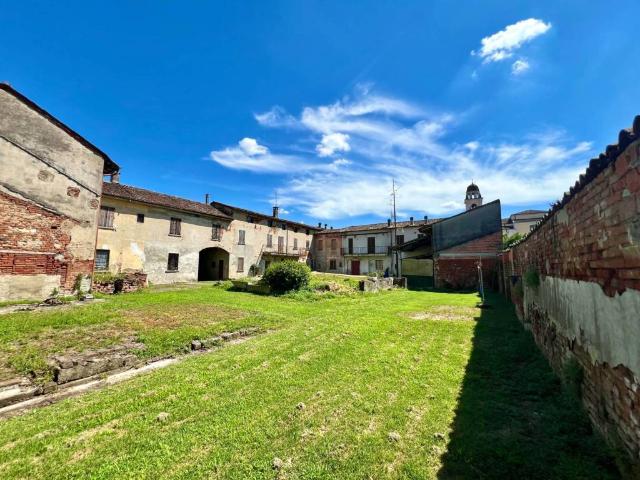 Rustico in vendita a Olmeneta, Lombardia