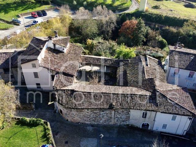 Rustico in vendita a Comunità montana del Sebino bresciano, Ome