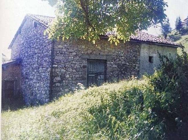 Rustico in vendita a Oneta, Lombardia