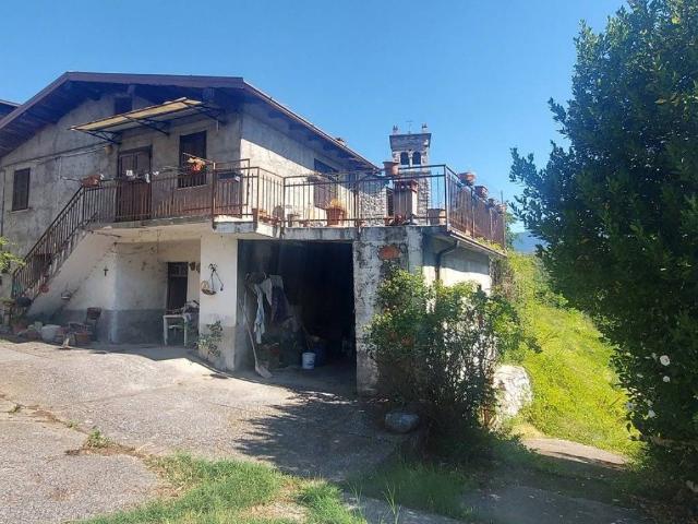Rustico in vendita a Comunità montana della valle Camonica, Ono San Pietro