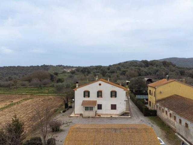 Rustico in vendita a Orbetello, Toscana
