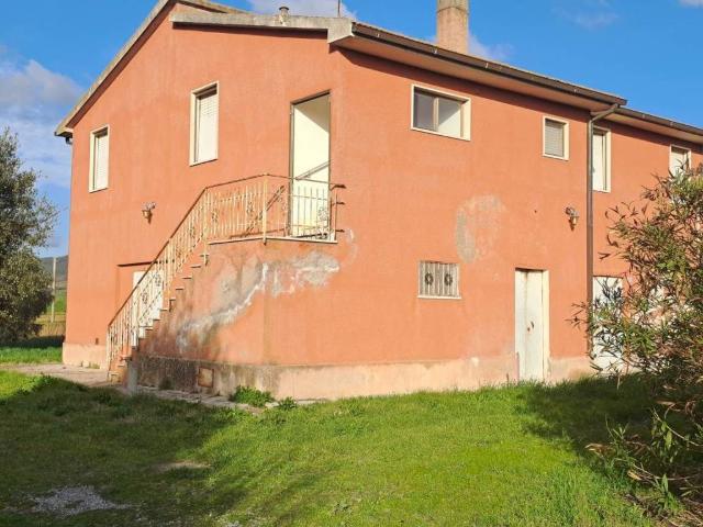 Rustico in vendita a Orbetello, Toscana