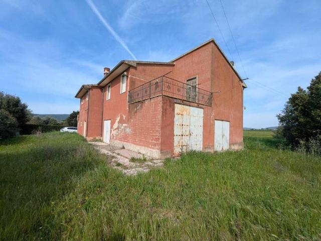 Rustico in vendita a Fonteblanda, Orbetello