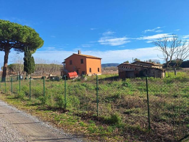 Rustico in vendita a Quattro Strade, Orbetello