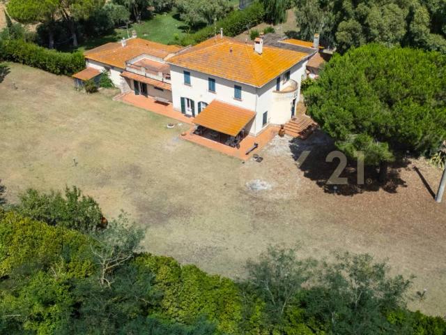 Rustico in vendita a Orbetello, Toscana