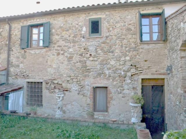 Rustico in vendita a Orciano Pisano, Toscana