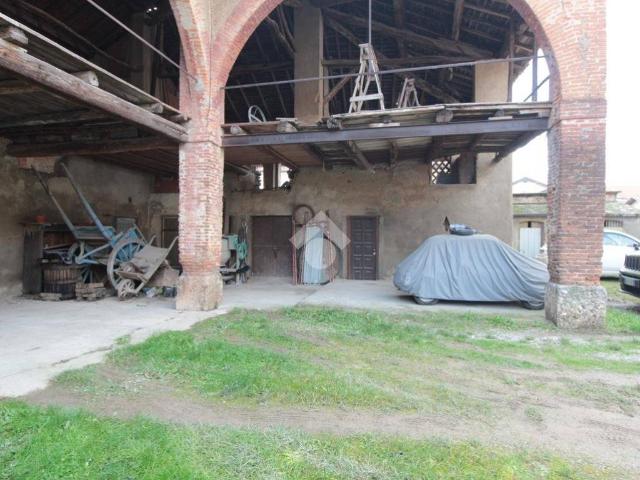 Rustico in vendita a Ornago, Lombardia