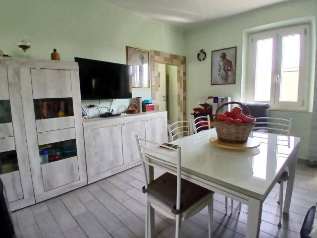 Rustico in vendita a Orte Scalo, Orte