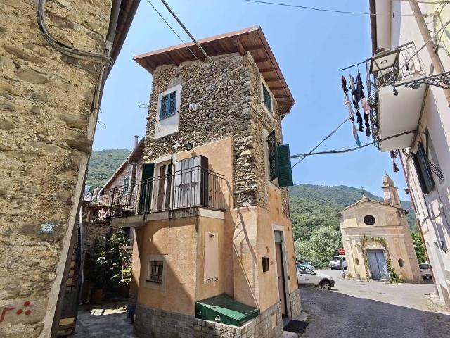 Rustico in vendita a Ortovero, Liguria