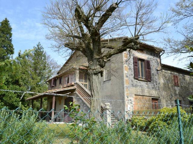 Rustico in vendita a Orvieto, Umbria