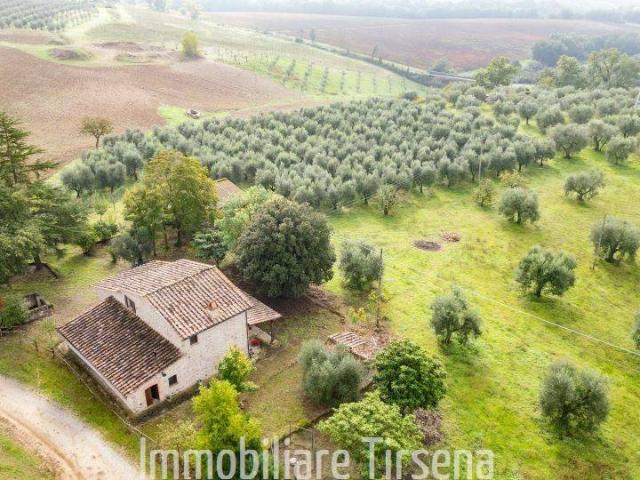 Rustico in vendita a Sferracavallo, Orvieto
