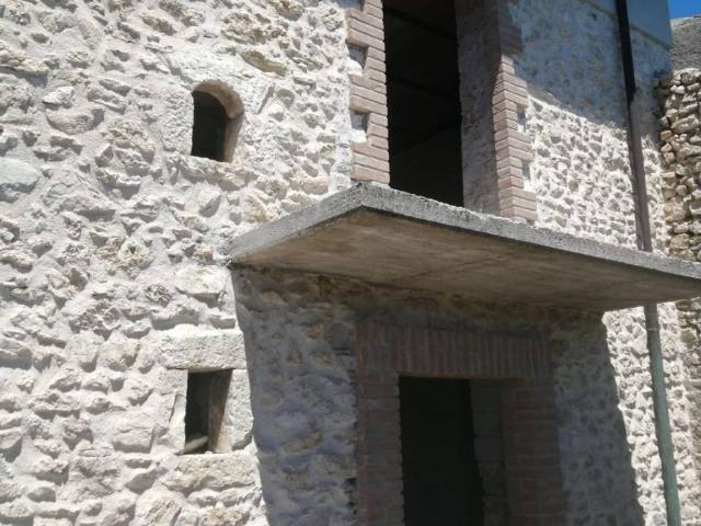 Rustico in vendita a Orvinio, Lazio