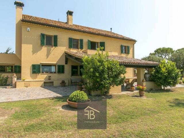 Rustico in vendita a San Biagio, Marche