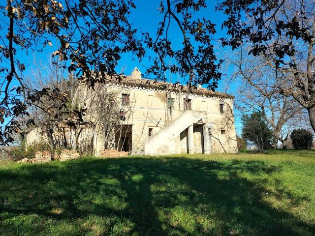 Rustico in vendita a Marche, Ancona