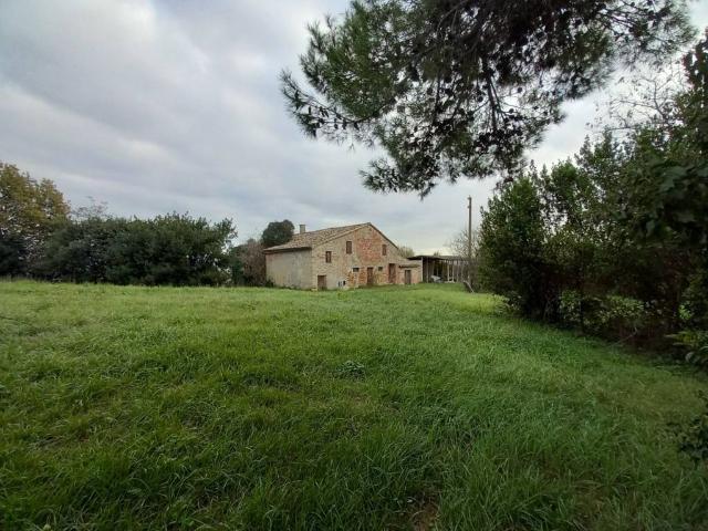 Rustico in vendita a San Biagio, Marche