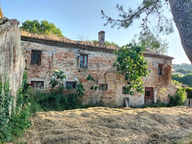 Rustico in vendita a San Biagio, Marche