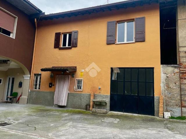 Rustico in vendita a Ospitaletto, Lombardia