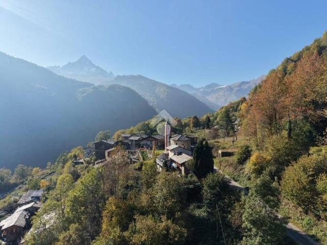 Rustico in vendita a Ciampetti, Ostana
