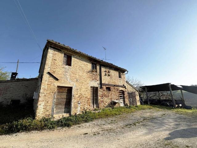 Rustico in vendita a Marche, Ancona