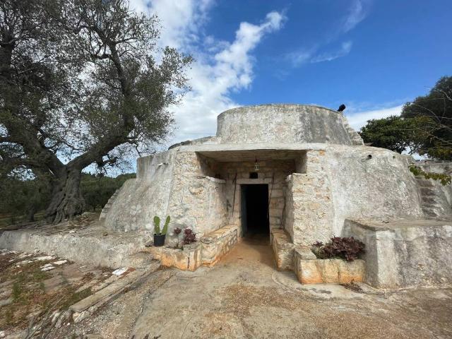 Rustico in vendita a Ostuni, Brindisi