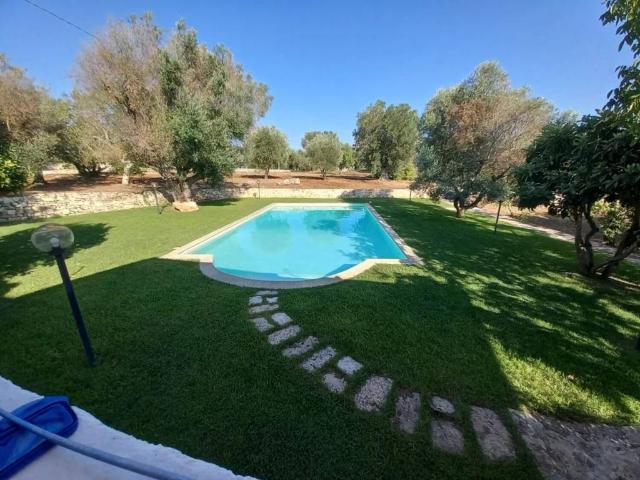 Rustico in vendita a Ostuni, Brindisi