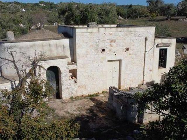 Rustico in vendita a Contrada Badessa, Ostuni