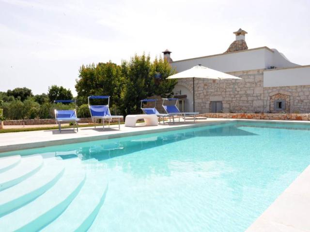 Rustico in vendita a Contrada Badessa, Ostuni