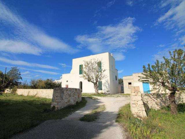 Rustico in vendita a Ostuni, Brindisi