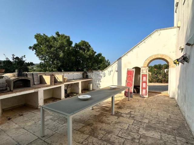 Rustico in vendita a Contrada Badessa, Puglia