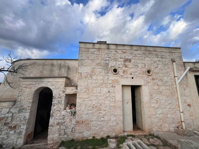 Rustico in vendita a Contrada Badessa, Puglia