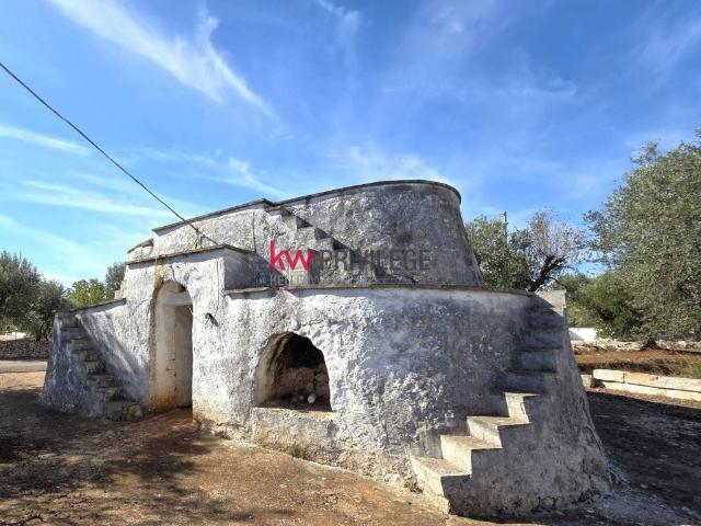Rustico in vendita a Ostuni, Brindisi