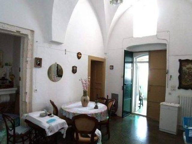 Rustico in vendita a Contrada Badessa, Ostuni