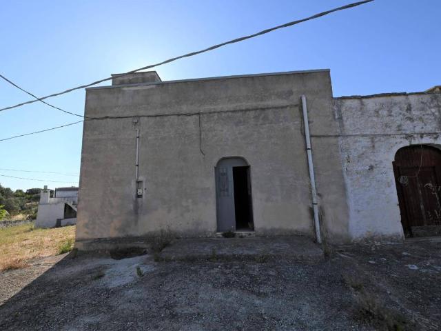 Rustico in vendita a Borgo Rurale Pascarosa, Puglia