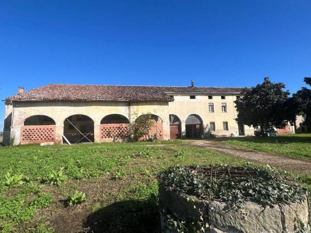 Rustico in vendita a Padova, Veneto