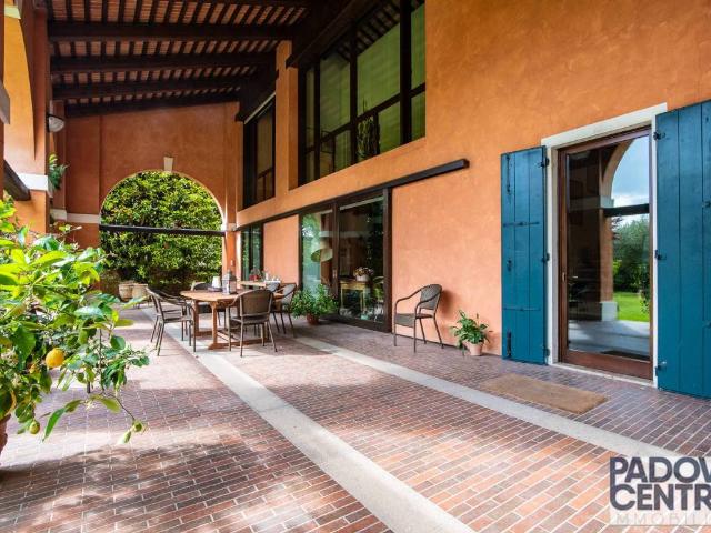 Rustico in vendita a Paltana, Padova