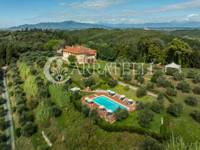 Rustico in vendita a Legoli, Toscana