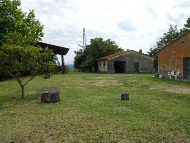 Rustico in vendita a Legoli, Toscana