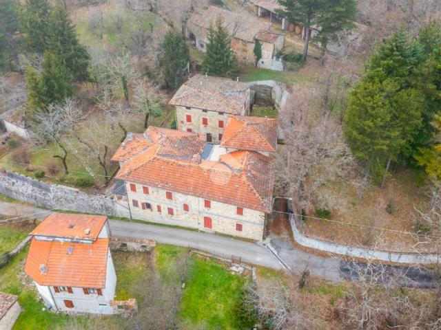 Rustico in vendita a Palanzano, Reggio Emilia