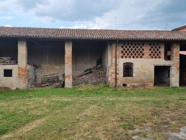 Rustico in vendita a Pandino, Lombardia