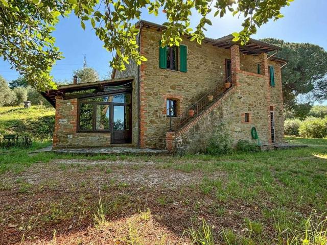 Rustico in vendita a Panicale, Umbria
