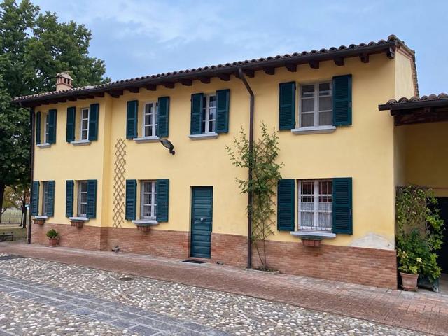 Rustico in vendita a Gaione, Parma